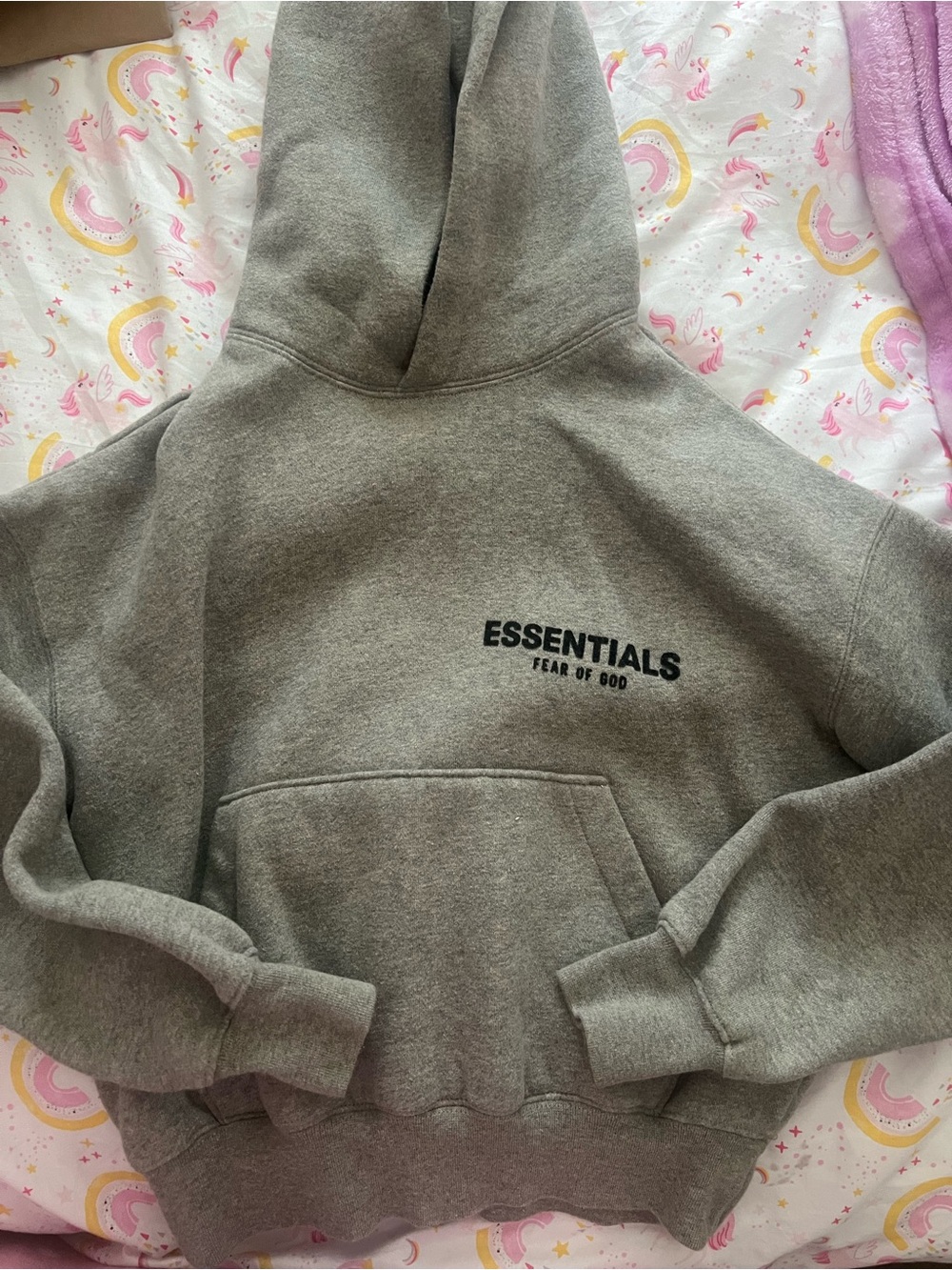 Essentials kids pullover hoodie size 6/7